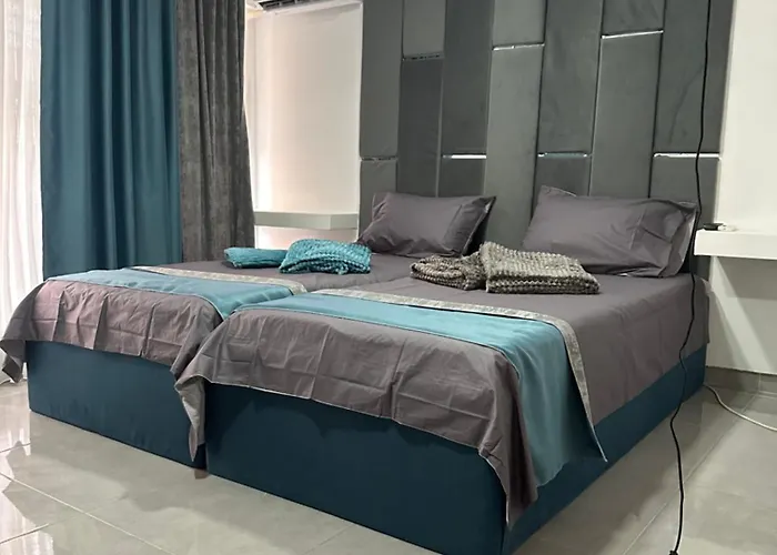Bluxury Apartments