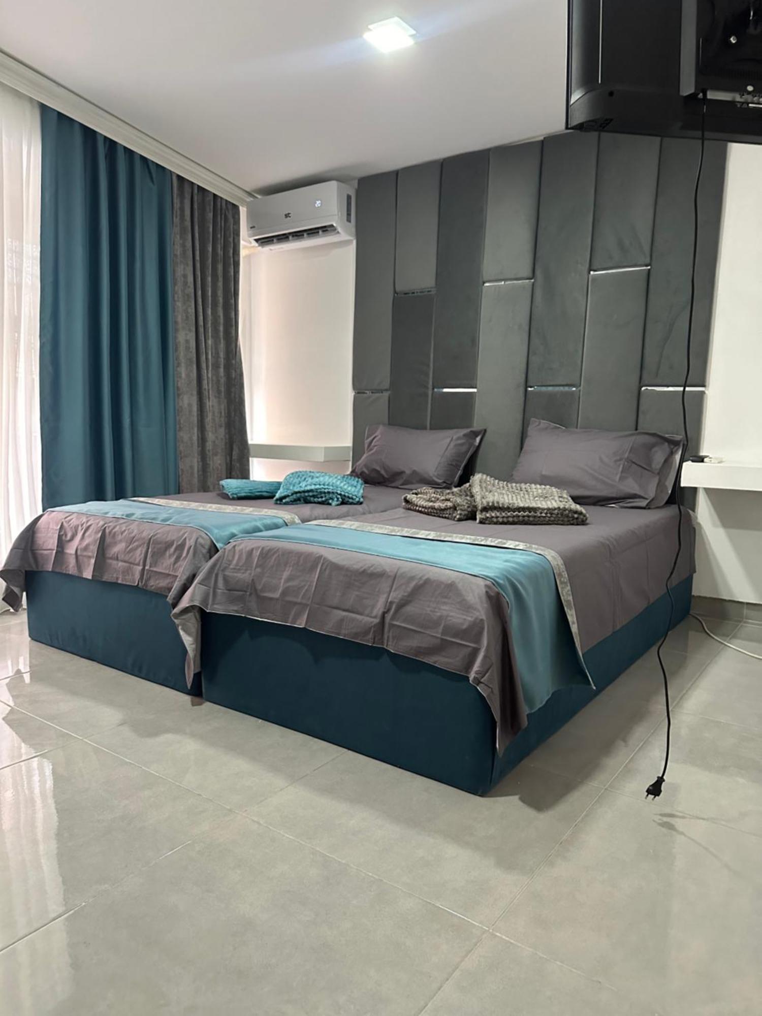 Bluxury Apartment